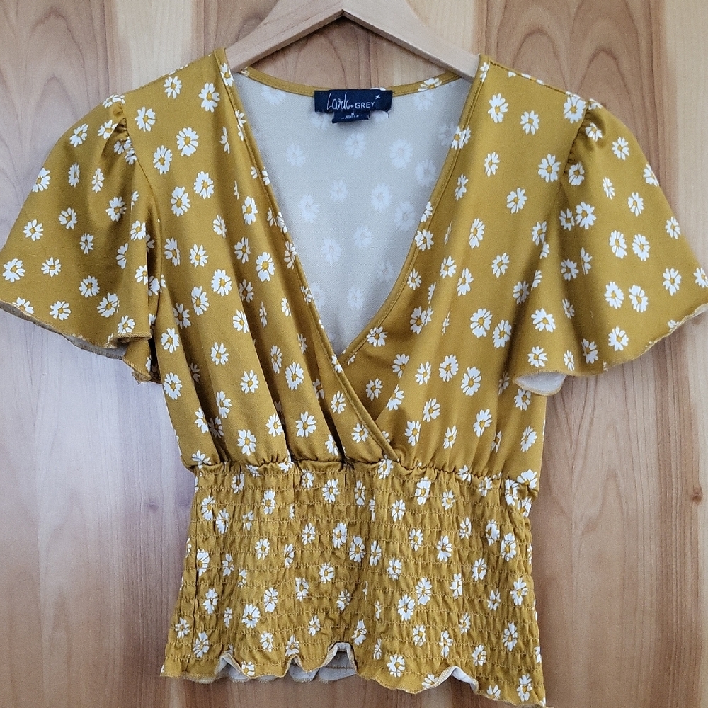 Lark + Grey Women's Top